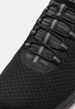 Summits - Sneakers Laag - Black 11 Summits - Sneakers Laag - Black -Aanbiedingen Skechers Winkel 02dadc69e313419da249f8b924c74399