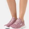 Skechers Graceful - Sneakers Laag - Mauve/White