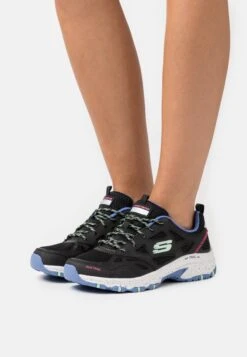 Skechers Hillcrest - Sneakers Laag - Black