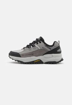 Skechers Bionic Trail - Sneakers Laag - Charcoal/Black
