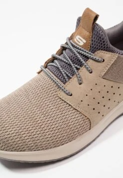Skechers Delson - Instappers - Taupe -Aanbiedingen Skechers Winkel 2c7a666da03340b19dc30c14442db1fb