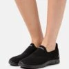Skechers Arch Fit Refine - Sneakers Laag - Black