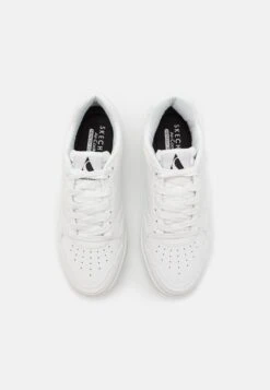 Koopa - Sneakers Laag - White 9 Koopa - Sneakers Laag - White -Aanbiedingen Skechers Winkel 5c5fb28e9e9149179a1ab421a473c987