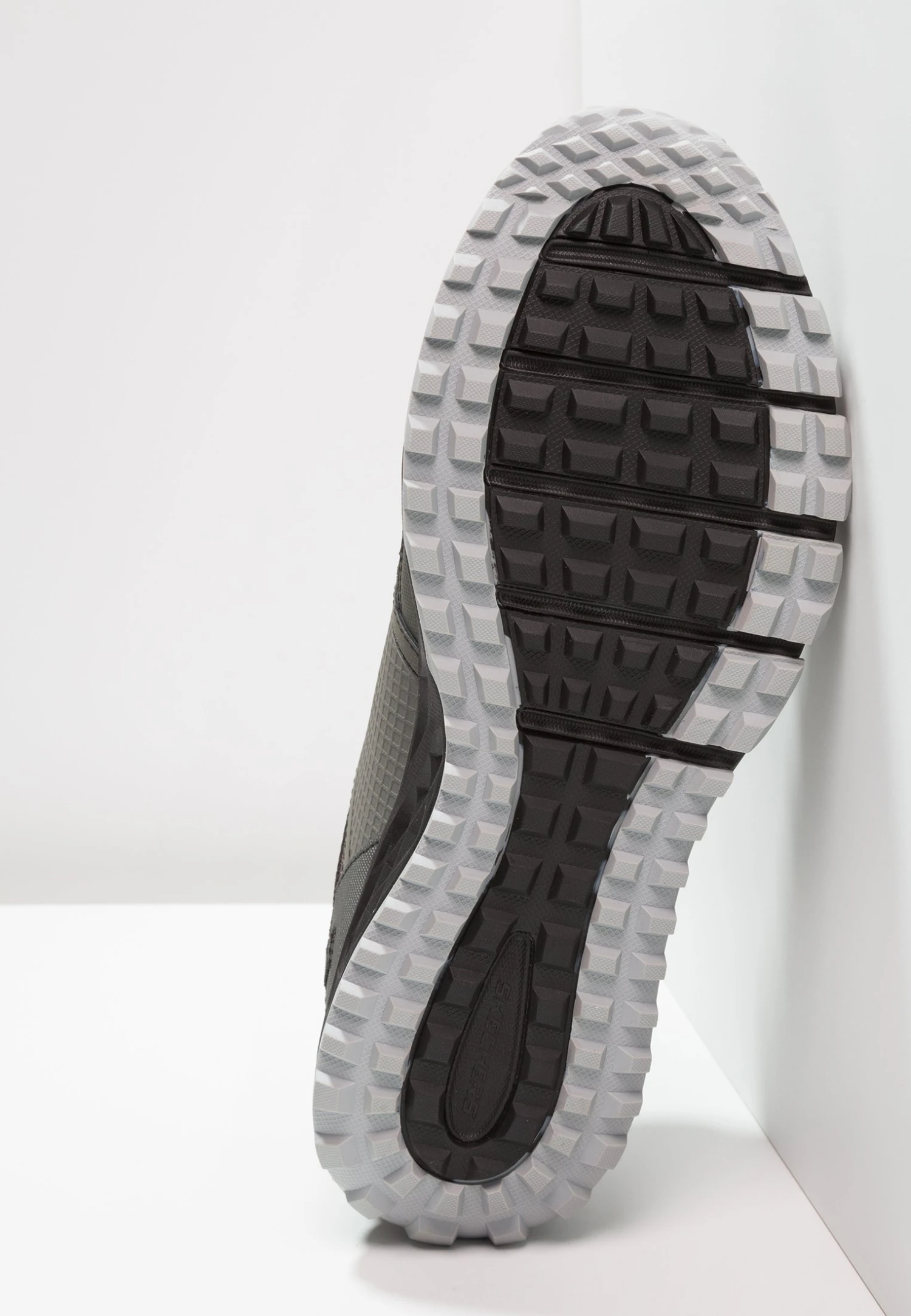 Skechers Escape Plan - Sneakers Laag - Charcoal/Black 5 Skechers Escape Plan - Sneakers Laag - Charcoal/Black - Afbeelding 5