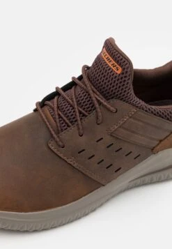 Skechers Delson 3.0 - Sneakers Laag - Dark Brown -Aanbiedingen Skechers Winkel 7b7a41bfefd24979846ffbaaf718583f