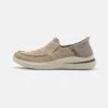 Skechers Delson 3.0 - Instappers - Taupe