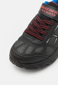 Skechers Dynamic Flash Unisex - Sneakers Laag - Black/Red/Blue -Aanbiedingen Skechers Winkel 85ec25a9f1aa4ea2a5cf761cbdc5376f