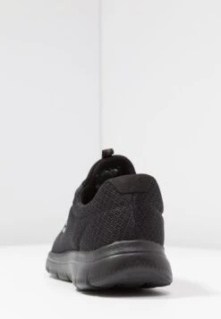 Summits Wide Fit - Sneakers Laag - Black 12 Summits Wide Fit - Sneakers Laag - Black -Aanbiedingen Skechers Winkel 92eced107e9d429ca5d03fa30f9728ad