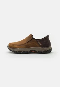 Skechers Respected - Sneakers Laag - Dark Brown