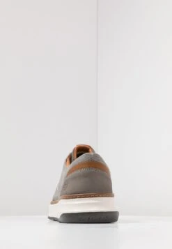 Skechers Moreno - Sneakers Laag - Taupe 9 Skechers Moreno - Sneakers Laag - Taupe -Aanbiedingen Skechers Winkel b9284f888ed04fde8b234922e1e8138c