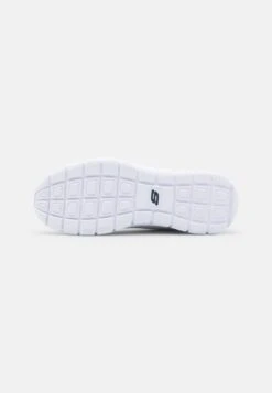 Track - Sneakers Laag - White/Navy 10 Track - Sneakers Laag - White/Navy -Aanbiedingen Skechers Winkel c5063911c95244d79cab3abadaa1e49b