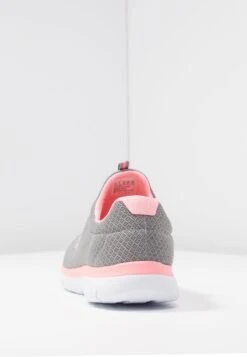 Summits Wide Fit - Sneakers Laag - Grey/Pink -Aanbiedingen Skechers Winkel db1ff6a0a368442399dd152dd459171c