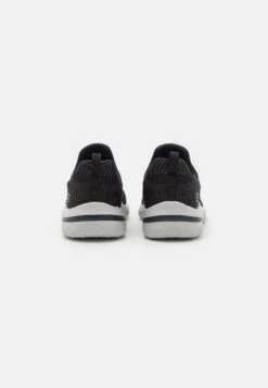 Skechers Delson 3.0 Classic Fit - Sneakers Laag - Black 8 Skechers Delson 3.0 Classic Fit - Sneakers Laag - Black -Aanbiedingen Skechers Winkel e0179fcf0fae48479c84b6453f62660d