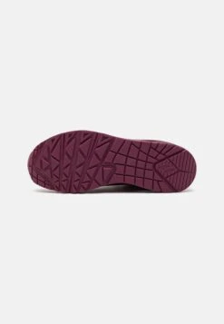 Uno - Sneakers Laag - Plum Durabuck -Aanbiedingen Skechers Winkel f69aa3a2e0ae4193a664396afa6611e3